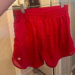 Lululemon hotty hot short 4 inch